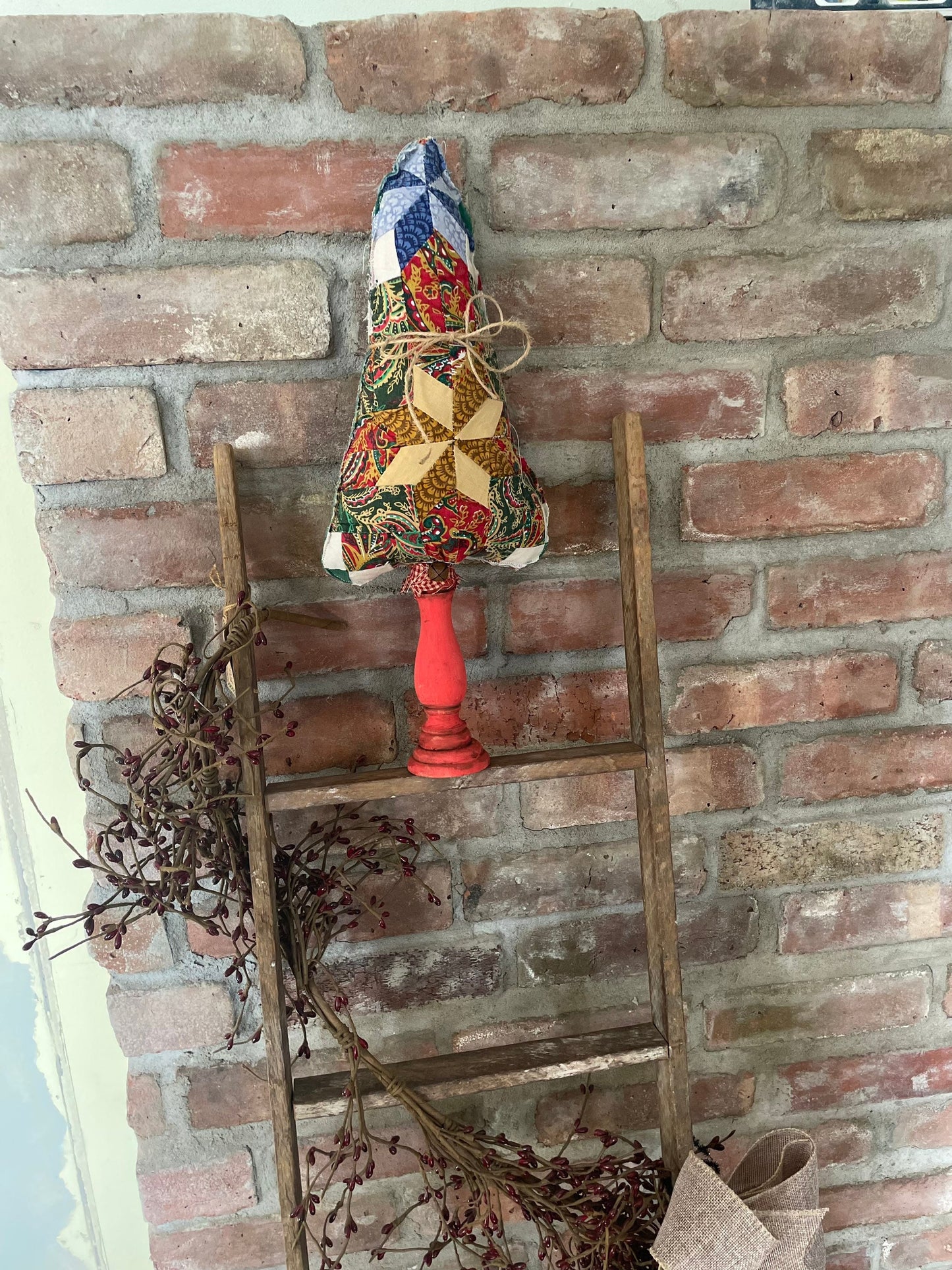 Primitive Vintage Quilted Christmas Tree Decoration, Christmas Centerpiece, Primitive quilts, Vintage Quilted Tree, Rustic Christmas Decor