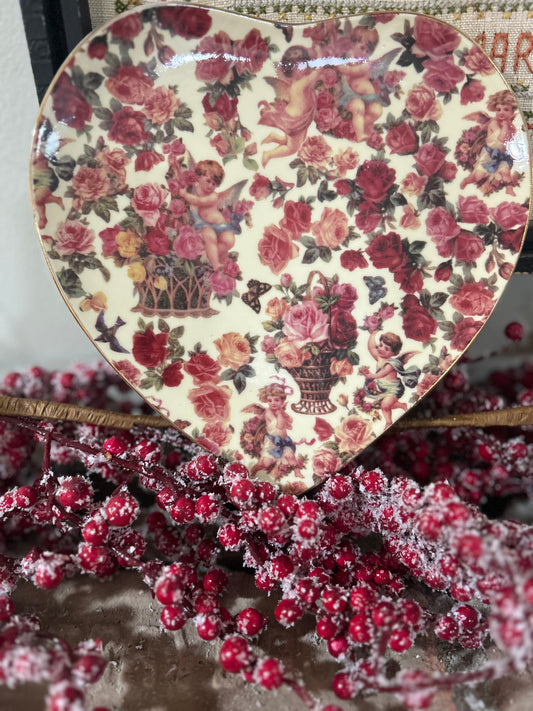 Vintage Decorative Plate, Cherubs Angels Floral Decorative Plate, Victorian Valentines Day Display Plate