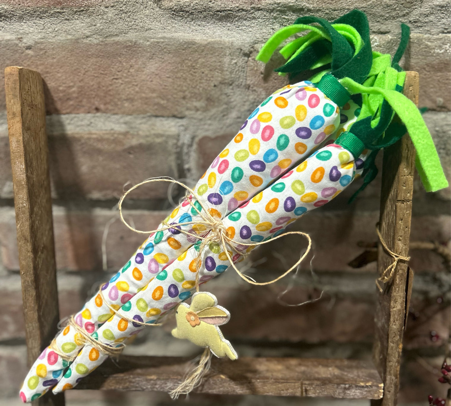 Primitive Farmhouse Bunch of Carrots, Easter Spring Decor, Primitive Spring