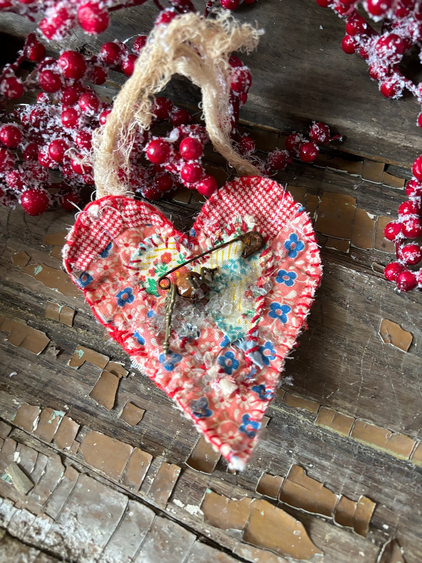 Primitive Valentines Day Heart, Antique Feed Sack Fabric Heart, Heart Ornie, Hanging Heart Ornament, Primitive Farmhouse, Quilted Heart