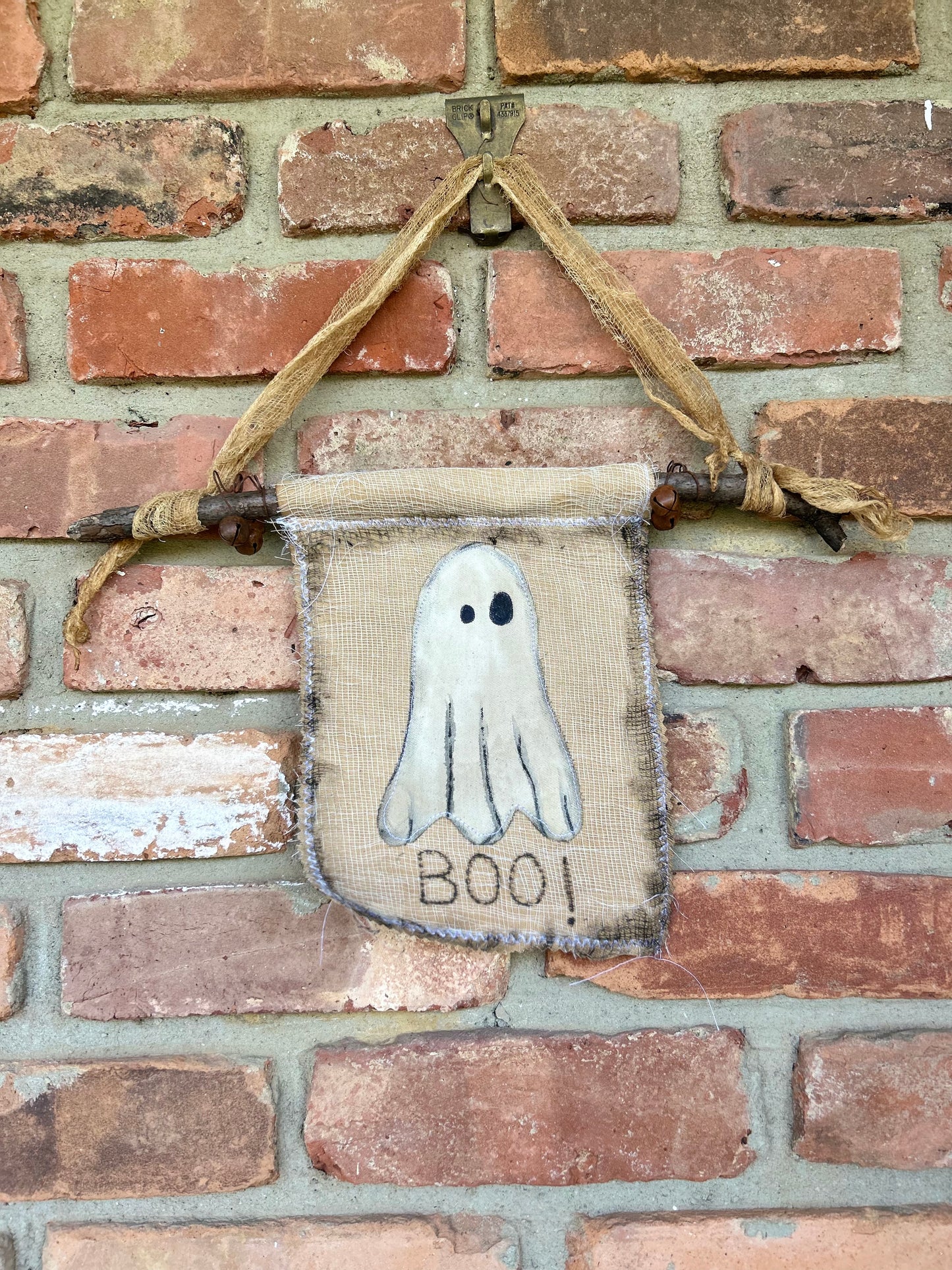 Primitive Farmhouse Halloween Ghost Flag, Hanging Halloween Banner, Halloween Wall Decor, BOO