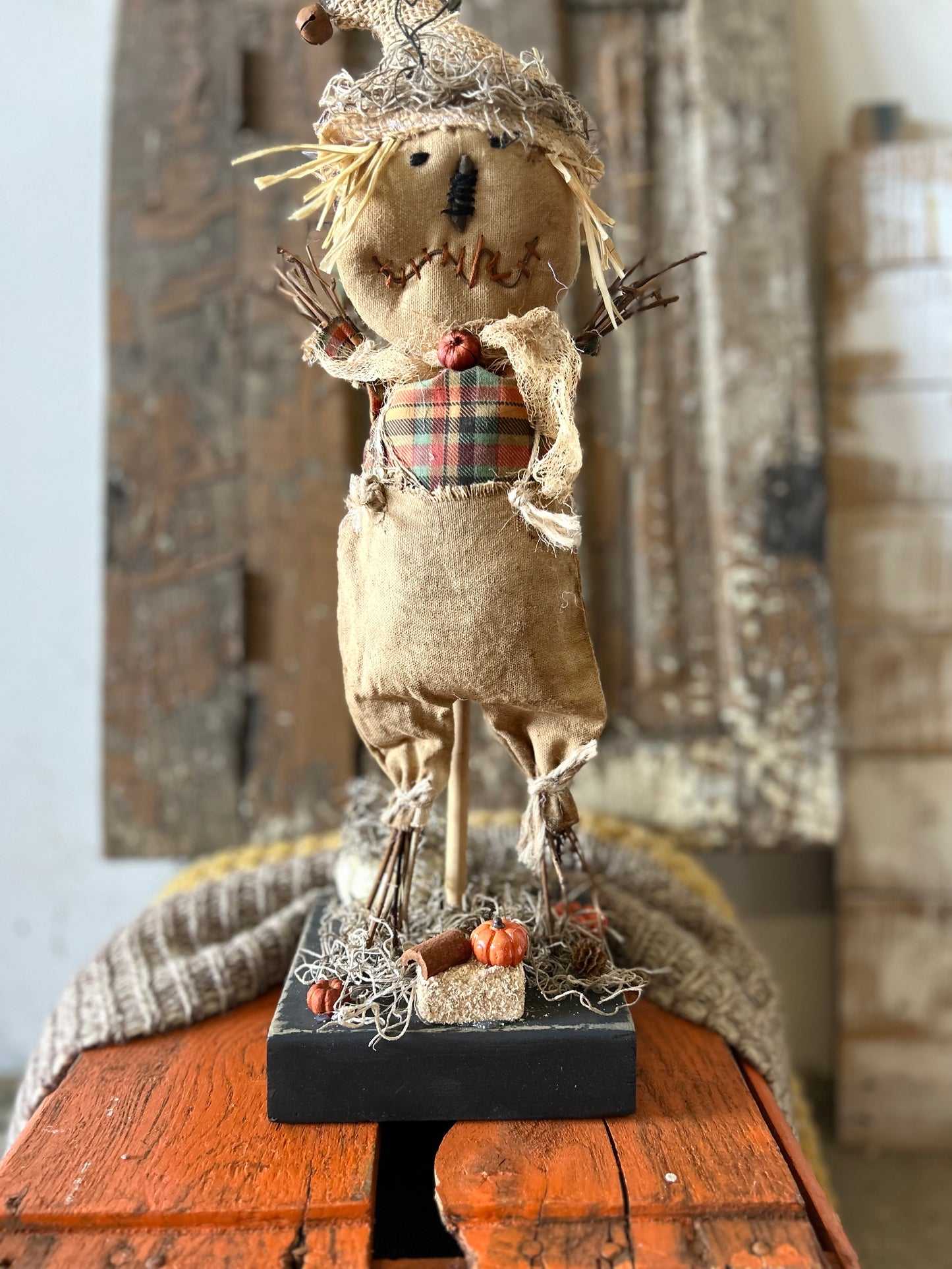 Primitive Handmade Pumpkin Scarecrow, Autumn Scarecrow Decor, Primitive Fall Scarecrow Doll, Burlap Scarecrow