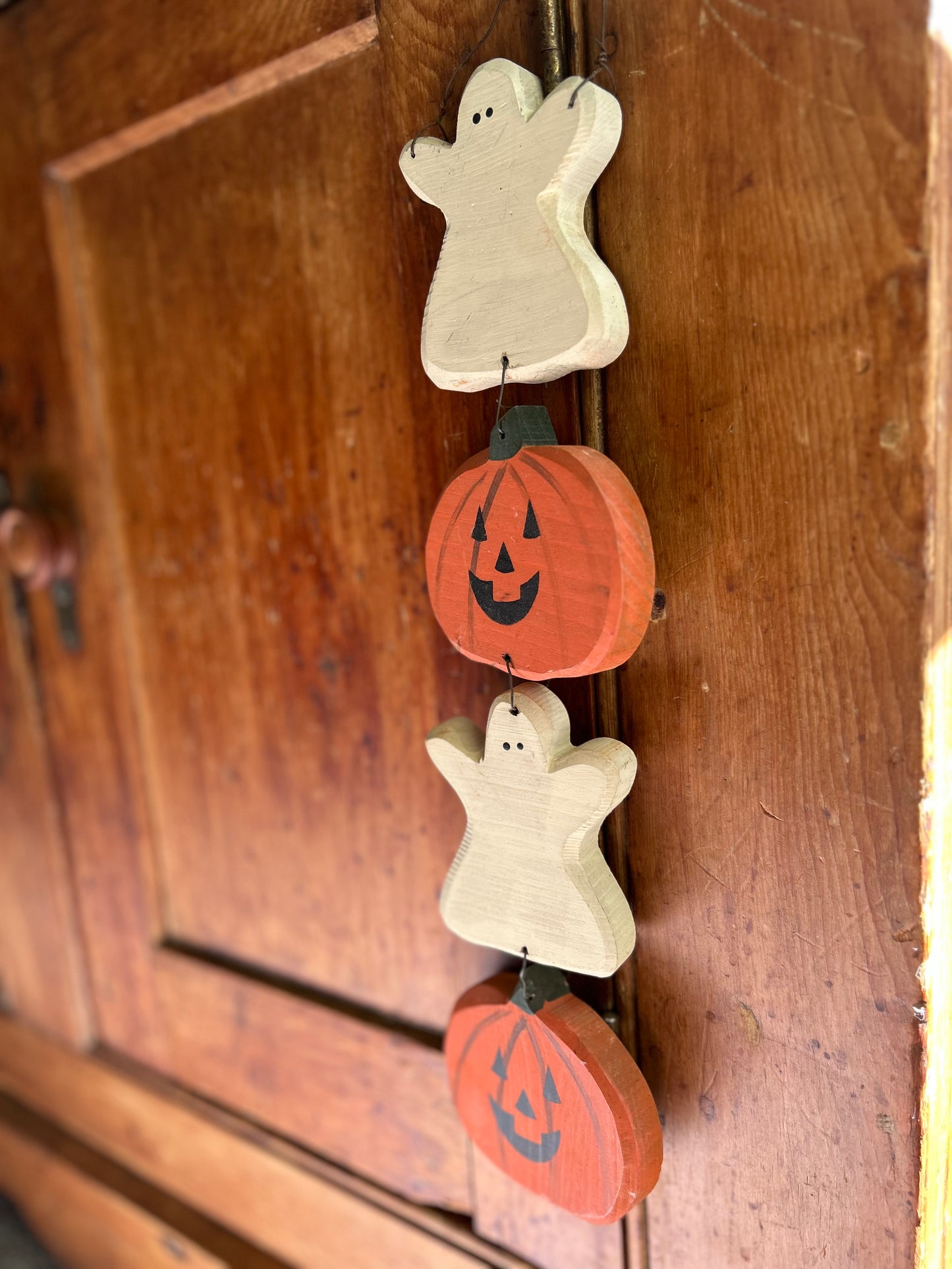 Primitive Halloween Hanging Ghost and Pumpkin Decor, Halloween Wall Decor