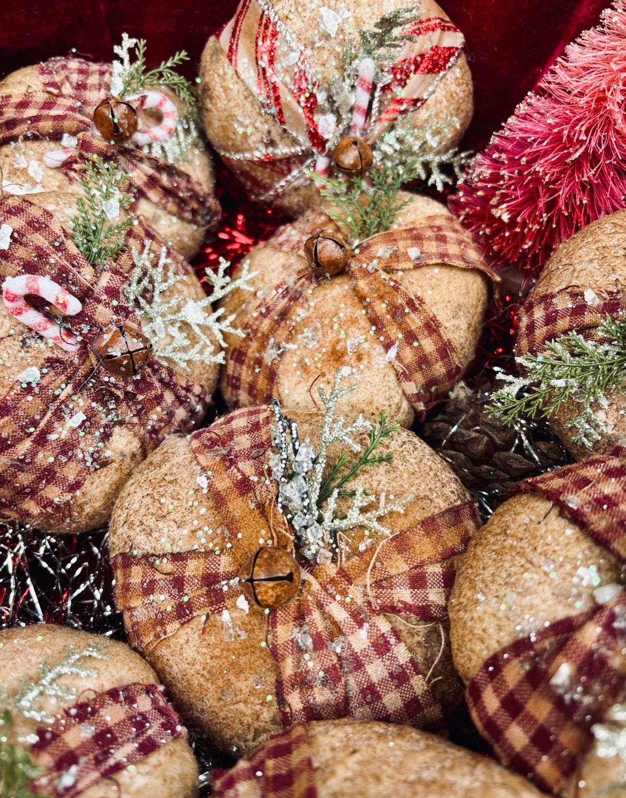 Primitive Christmas Candy Bowl Fillers, Old Fashioned Christmas Candies, Christmas Ornies, Bowl Fillers, Country Christmas Ornaments