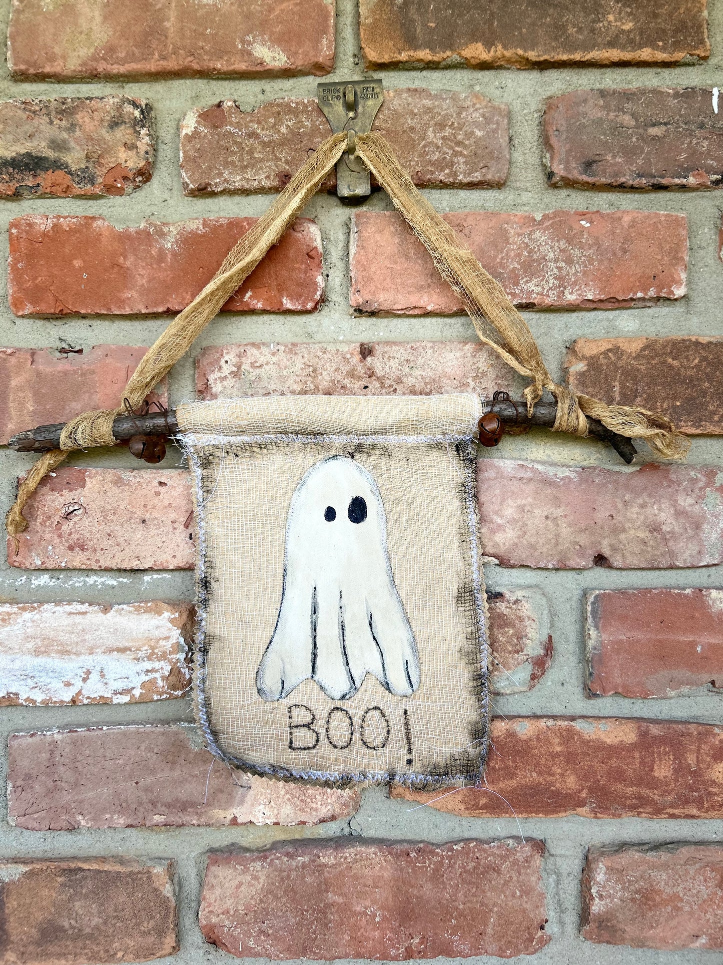 Primitive Farmhouse Halloween Ghost Flag, Hanging Halloween Banner, Halloween Wall Decor, BOO