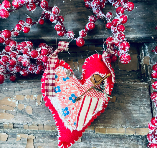 Primitive Valentines Day Heart, Antique Feed Sack Fabric Heart, Heart Ornie, Hanging Heart Ornament, Primitive Farmhouse, Quilted Heart