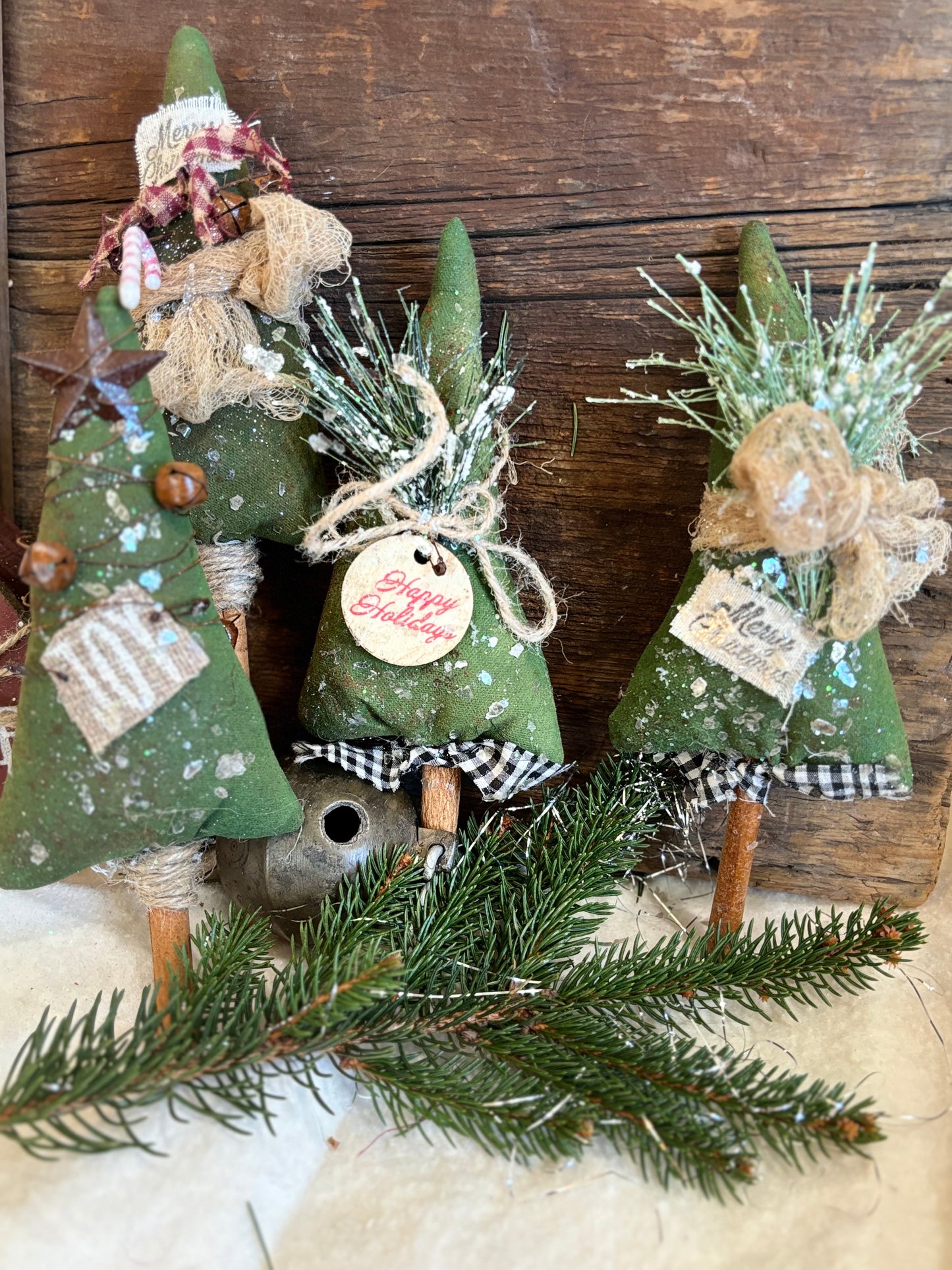 Handmade Christmas Tree Pokes, Primitive Bowl Fillers, Christmas Tree Ornies, Rustic Primitive Christmas Decor, Holiday Decor, Christmas