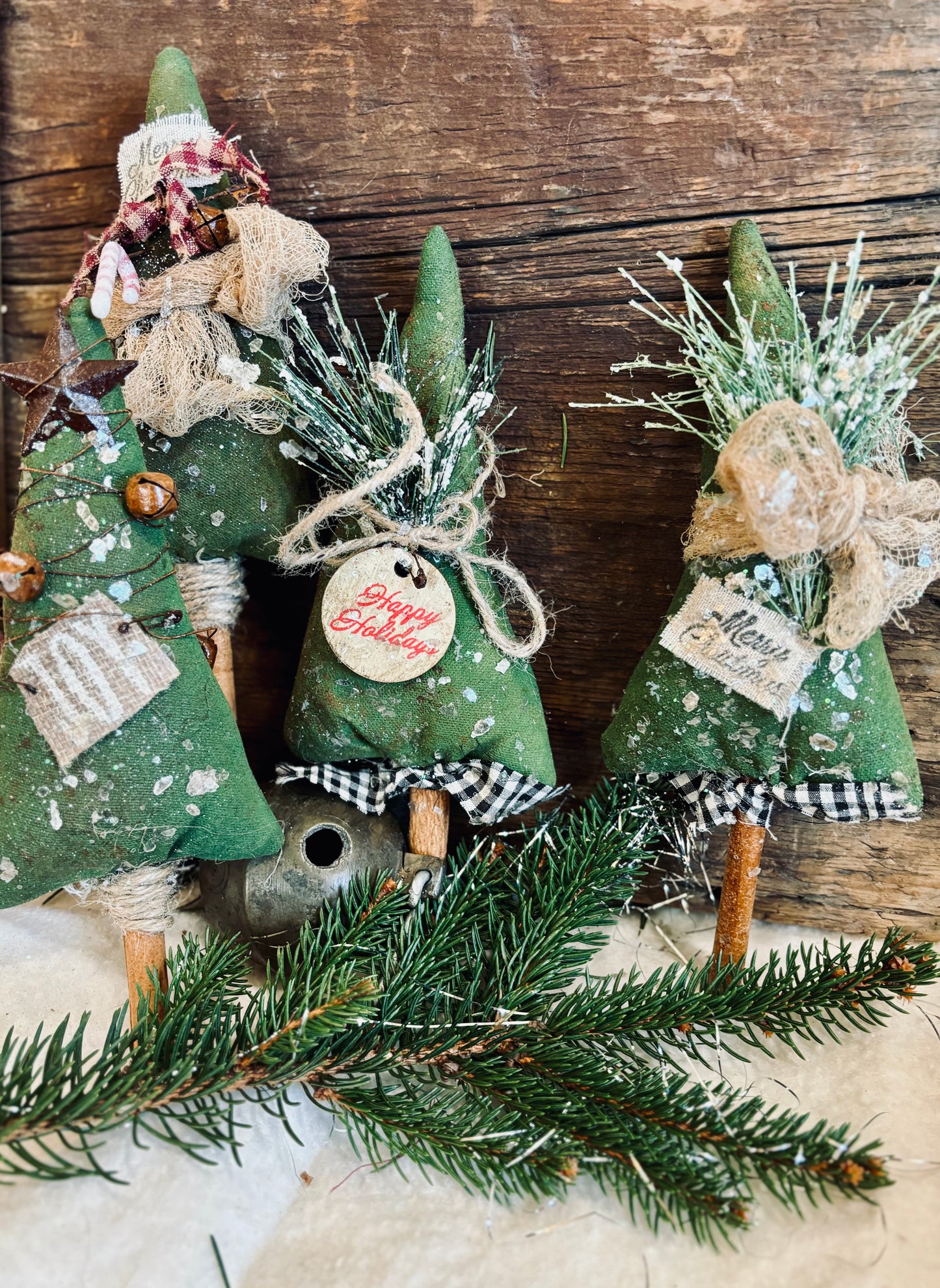 Handmade Christmas Tree Pokes, Primitive Bowl Fillers, Christmas Tree Ornies, Rustic Primitive Christmas Decor, Holiday Decor, Christmas