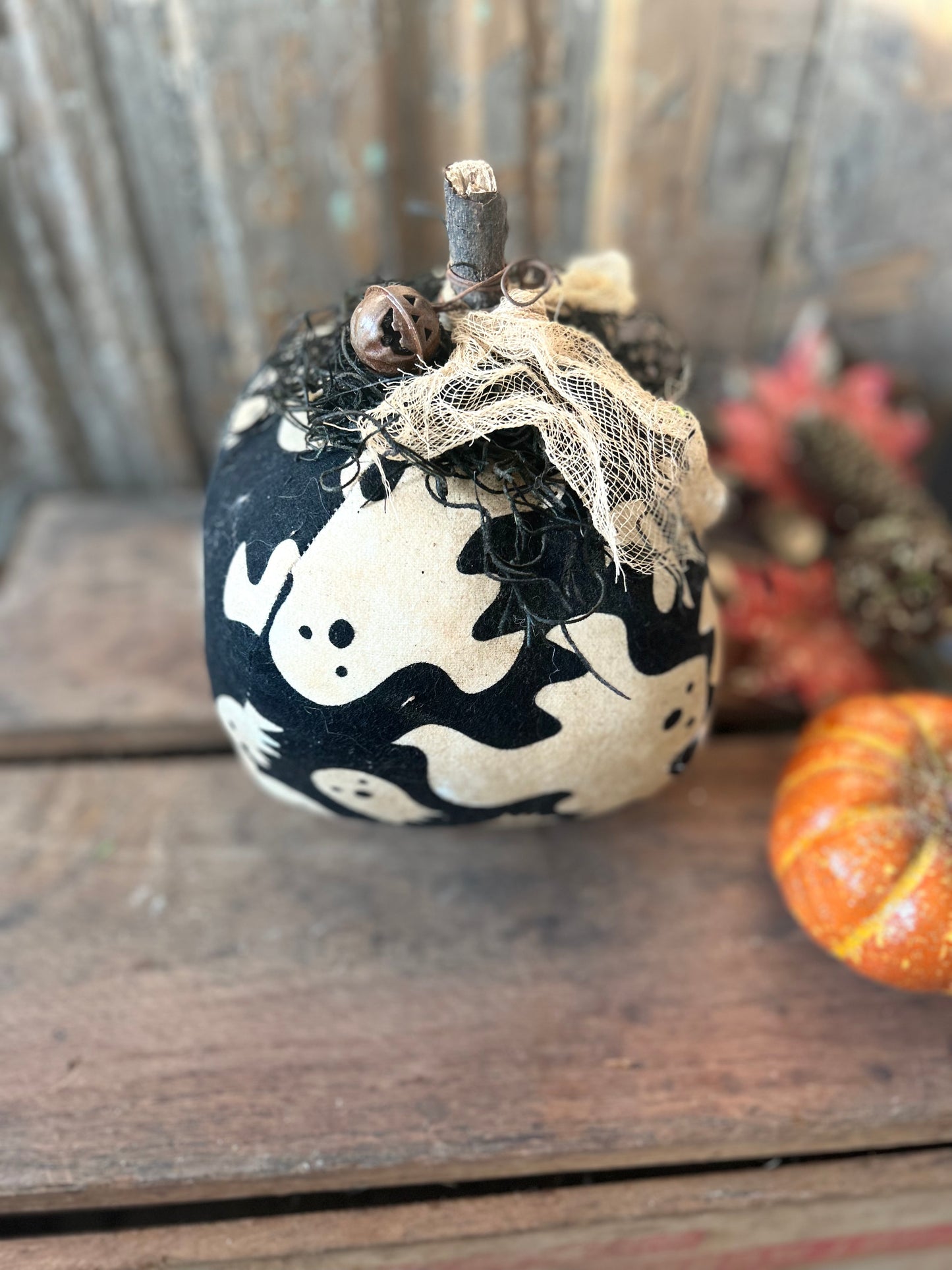 Primitive Halloween Pumpkin, Primitive Ghost Pumpkin, Fall Decor, Halloween Decor