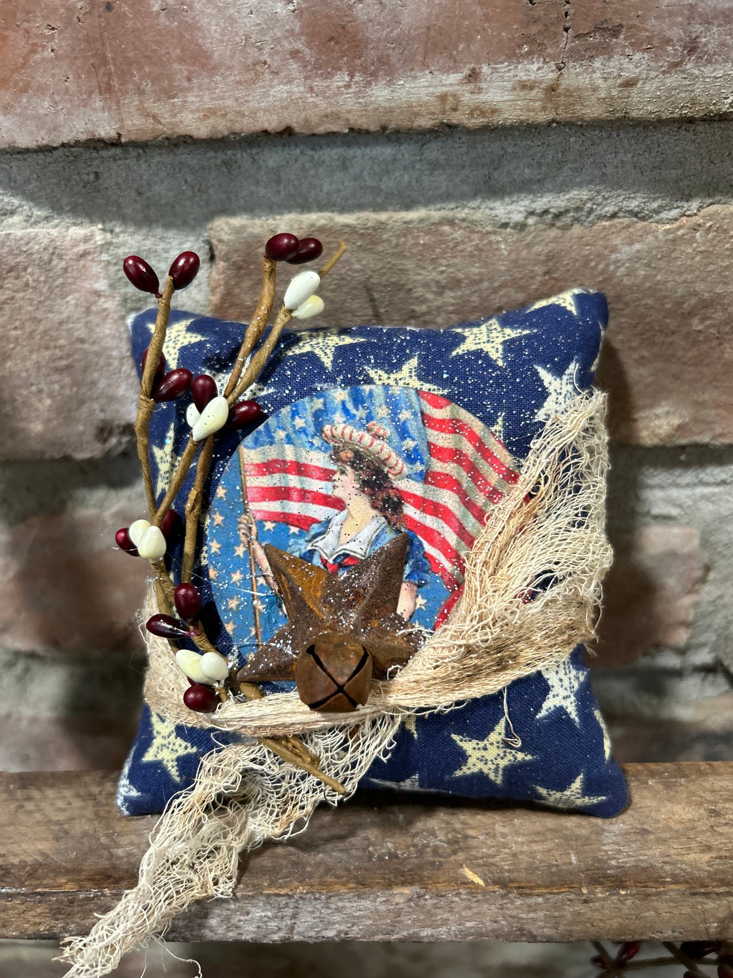 Primitive Patriotic Star Pillow Tuck, Primitive Patriotic Decor, Farmhouse Americana Decor