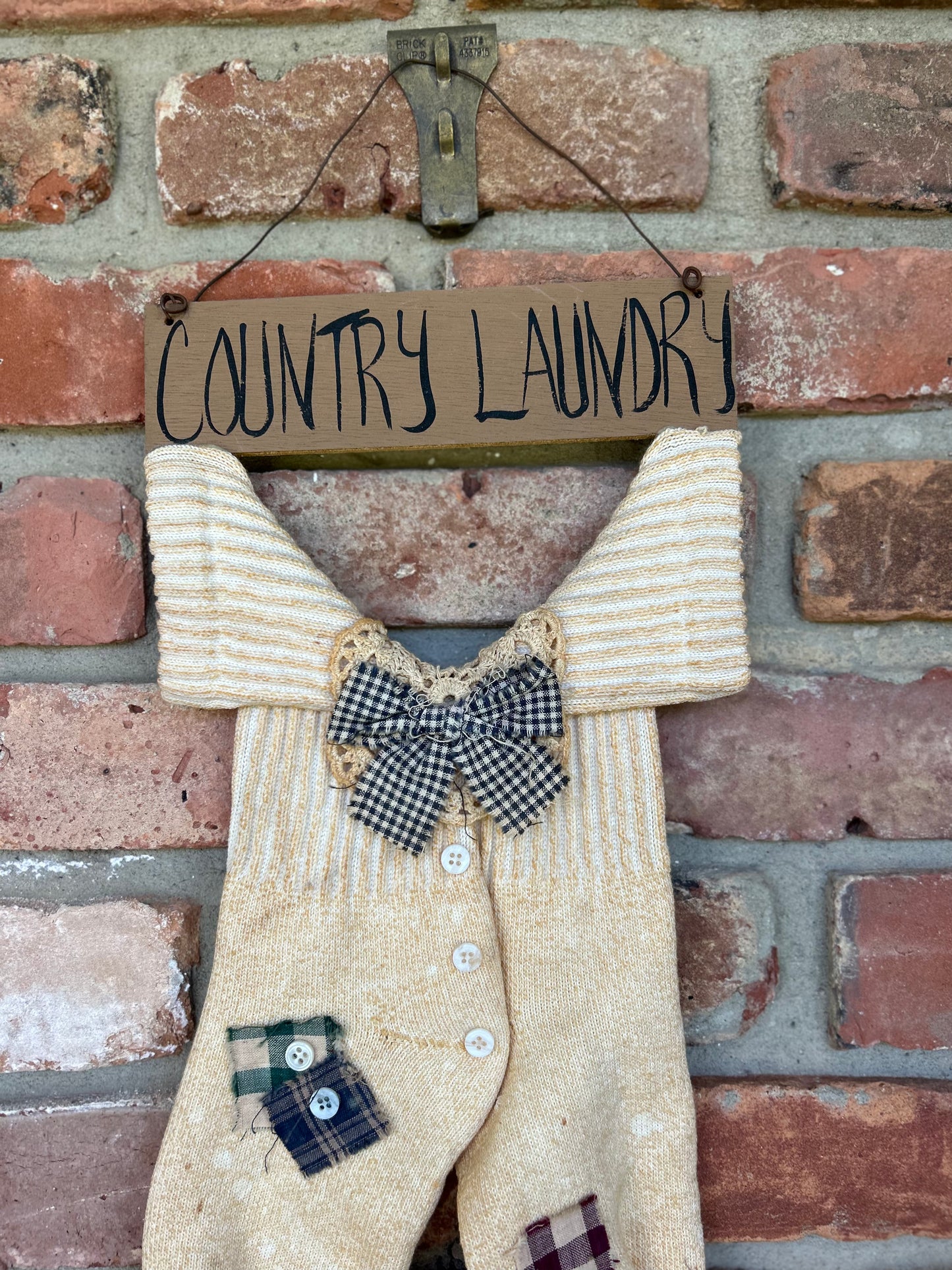 Country Laundry, Country Long Johns, Shabby Socks Country Laundry Hanger