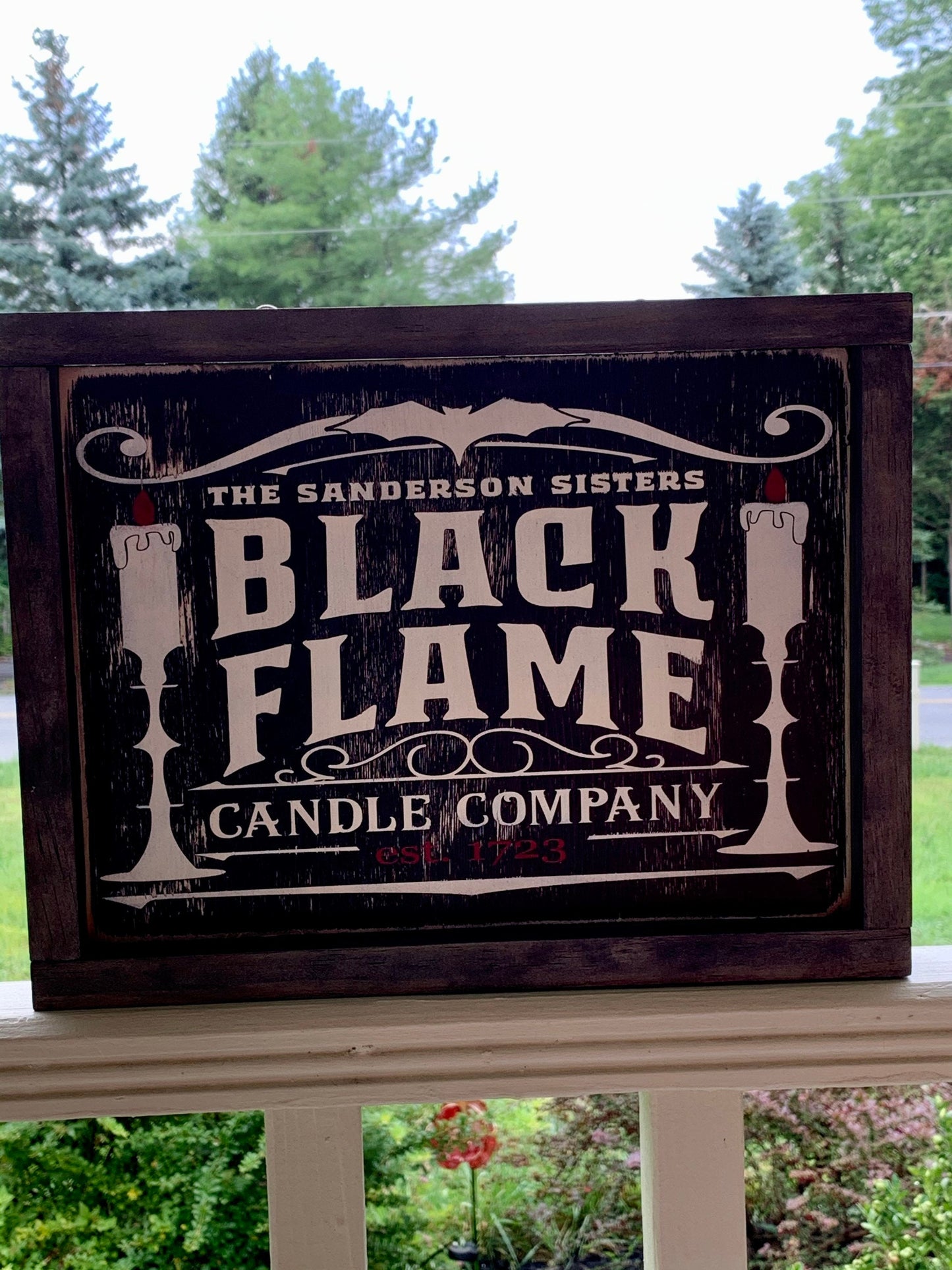 Hocus pocus sign black flame