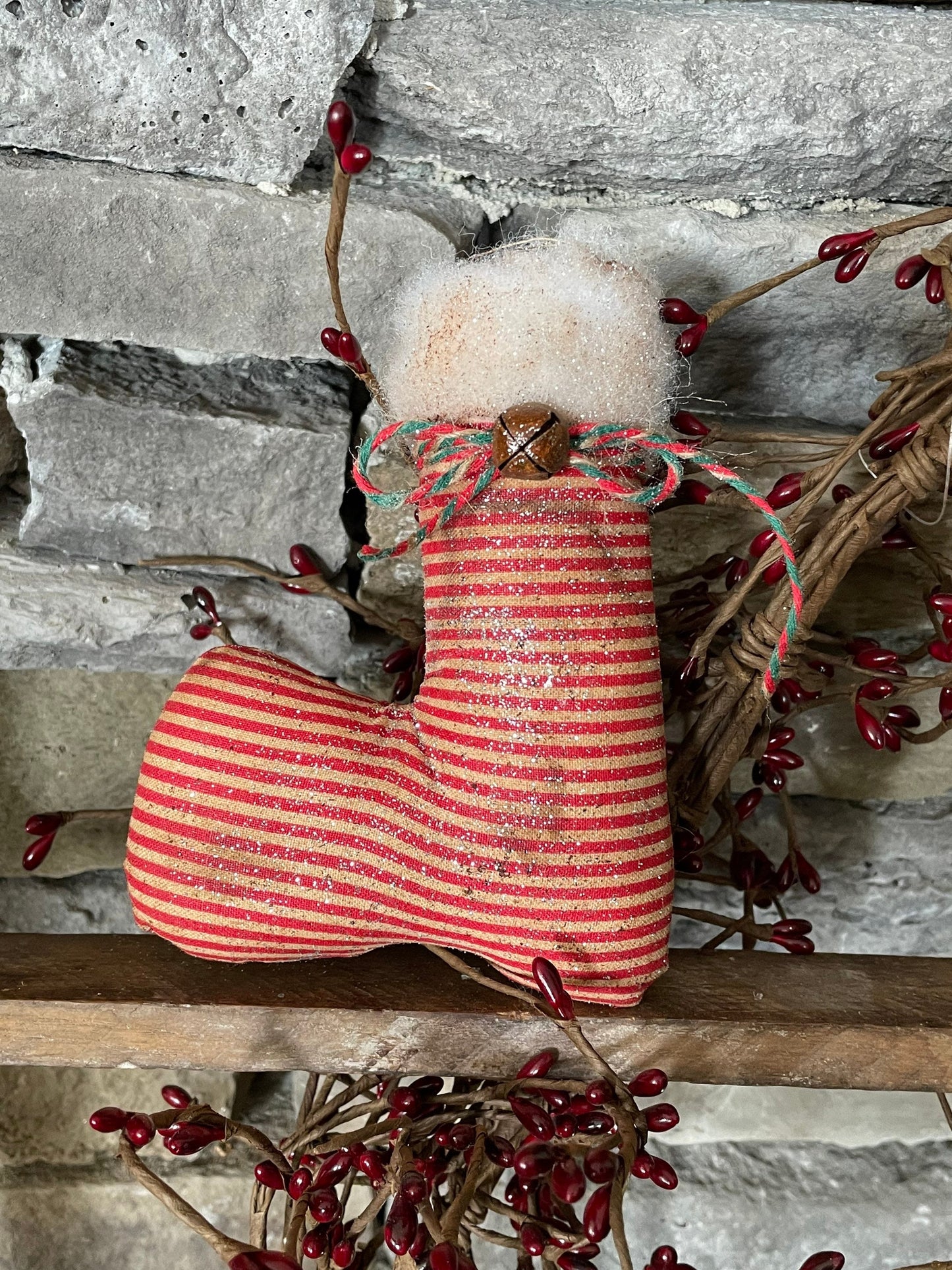 Primitive Christmas Santa Booties Ornies - Bowl Stuffers - Christmas Decor (2)