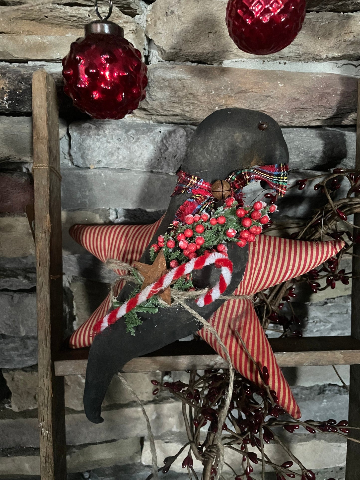 Primitive Christmas Crow and Star Ornie - Primitive Holiday Decor