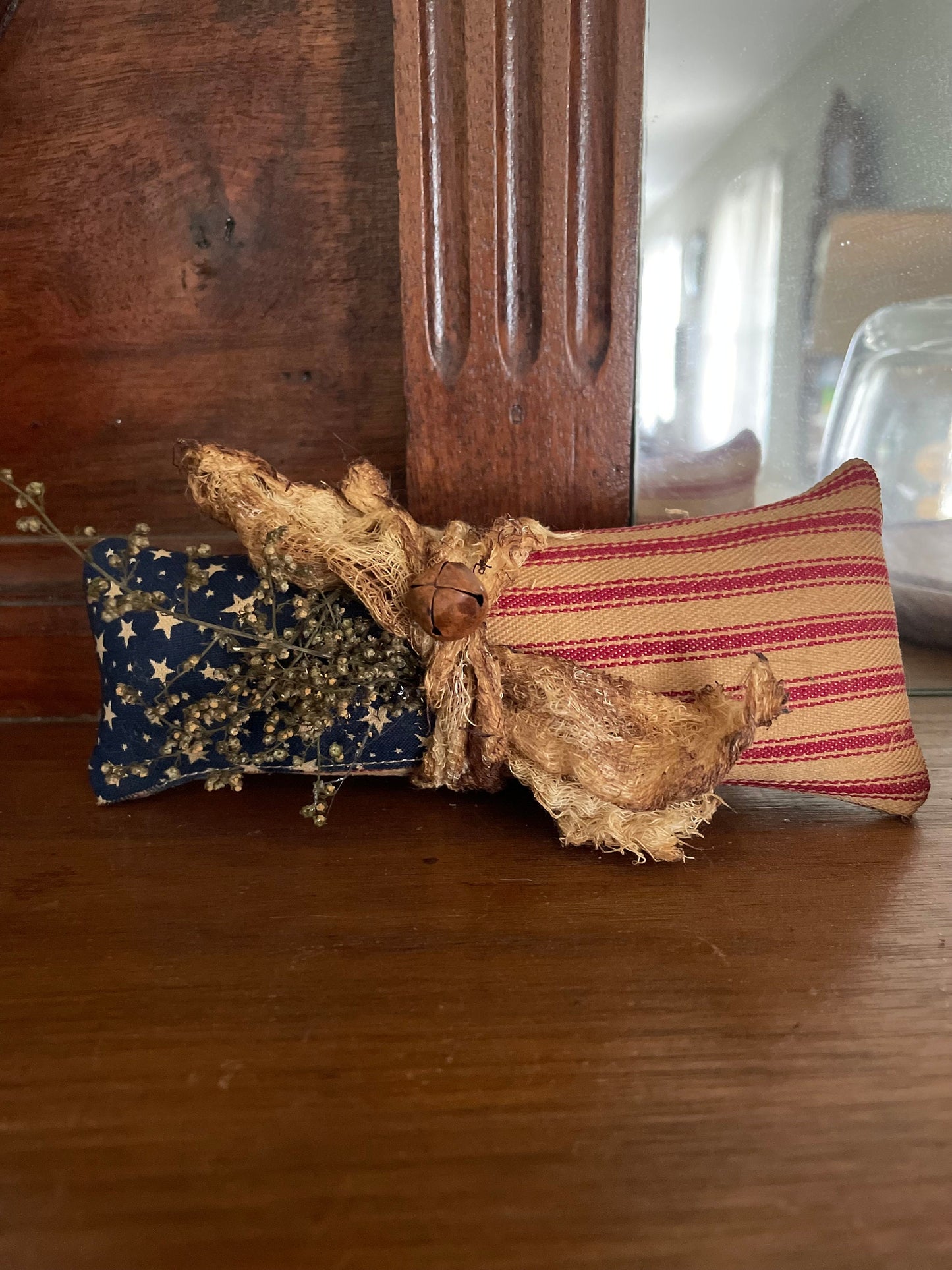 Primitive Patriotic Americana flag ornies -Primitive bowl stuffers