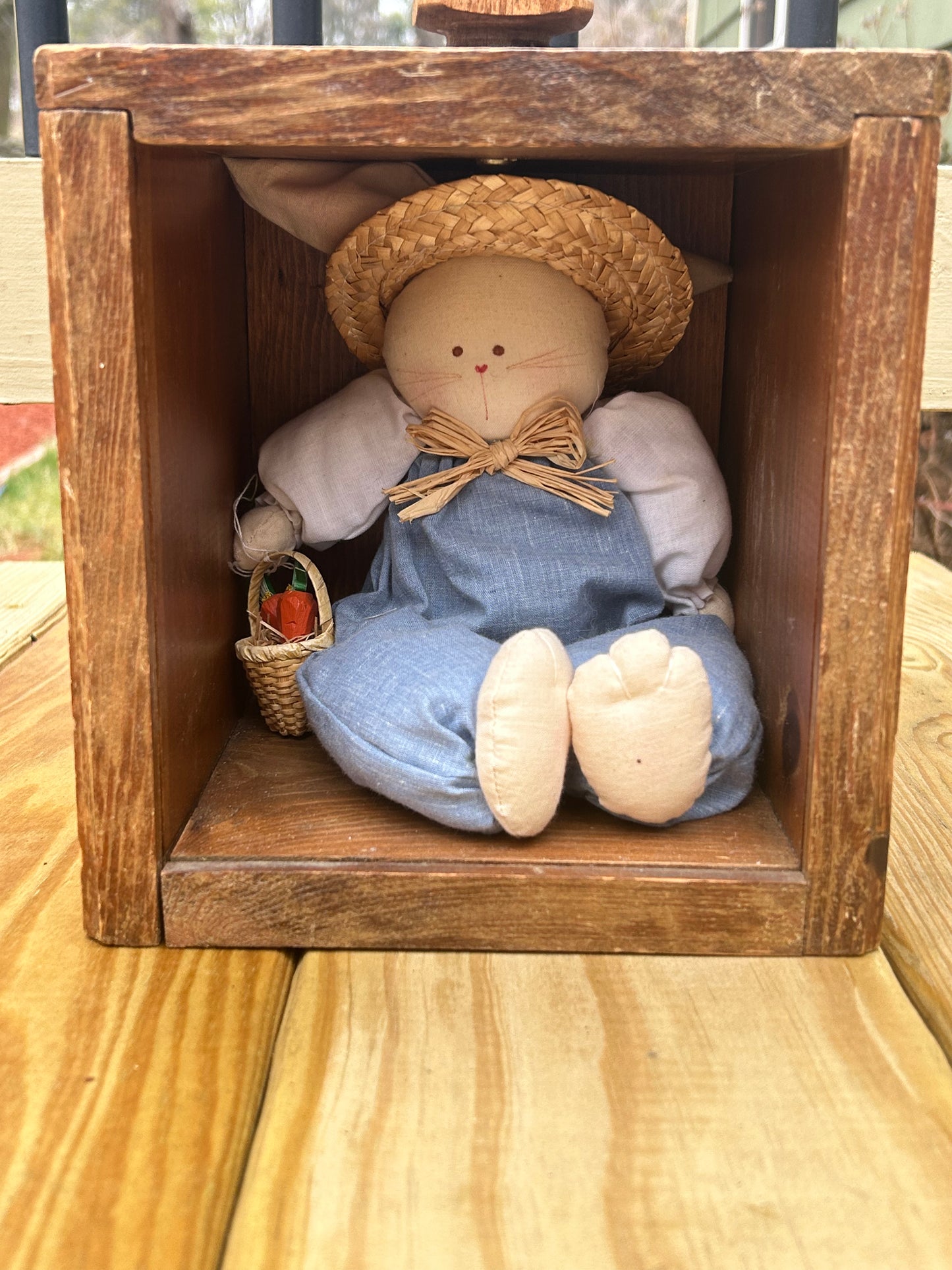 Primitive Farmhouse Barn Wood Display Box, Vintage Shadow Box, Vintage Barn Wood Display