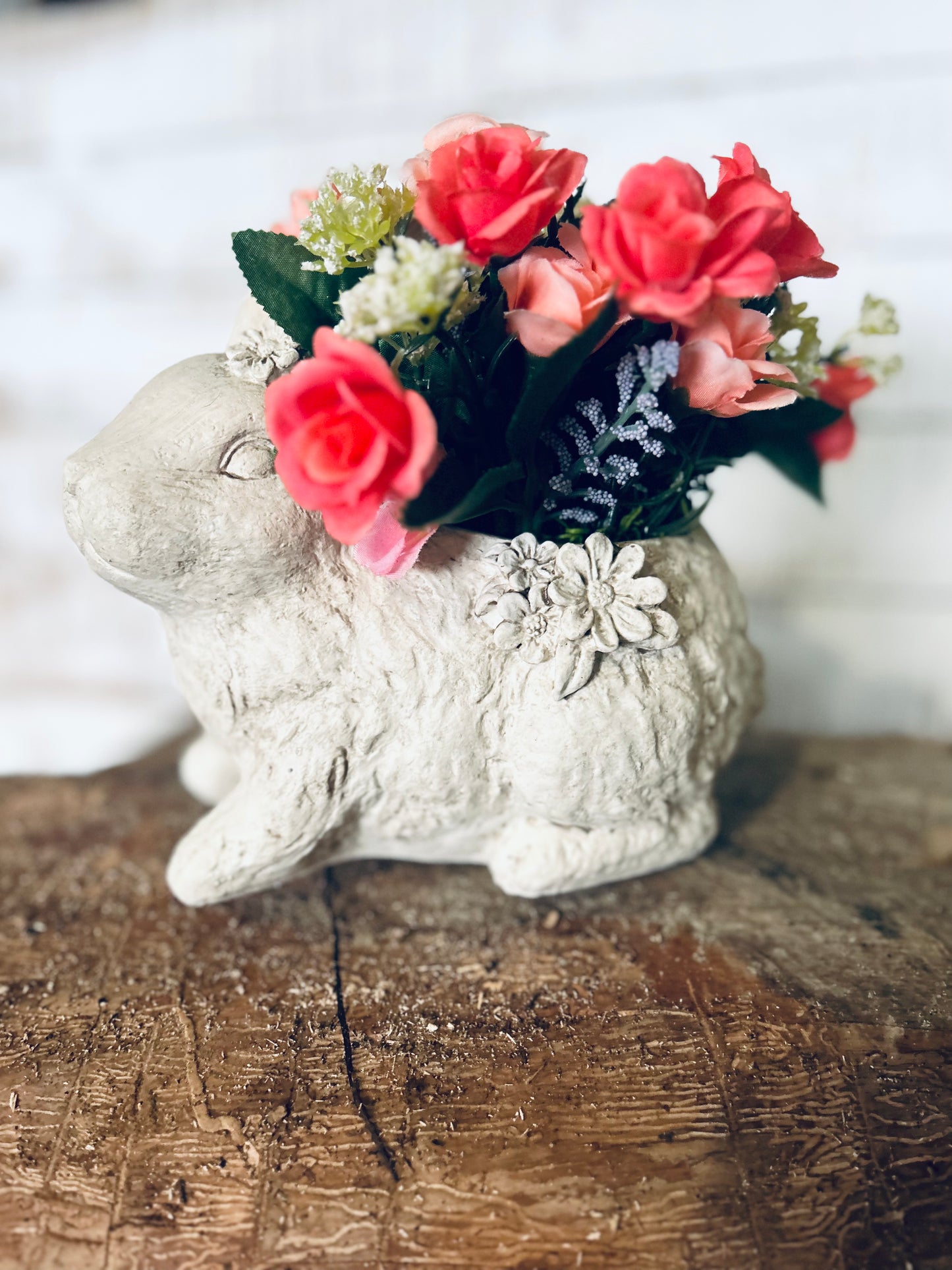 Antique Farmhouse Faux cement bunny Planter, Rustic Farmhouse Spring Centerpiece, Floral Easter Centerpiece