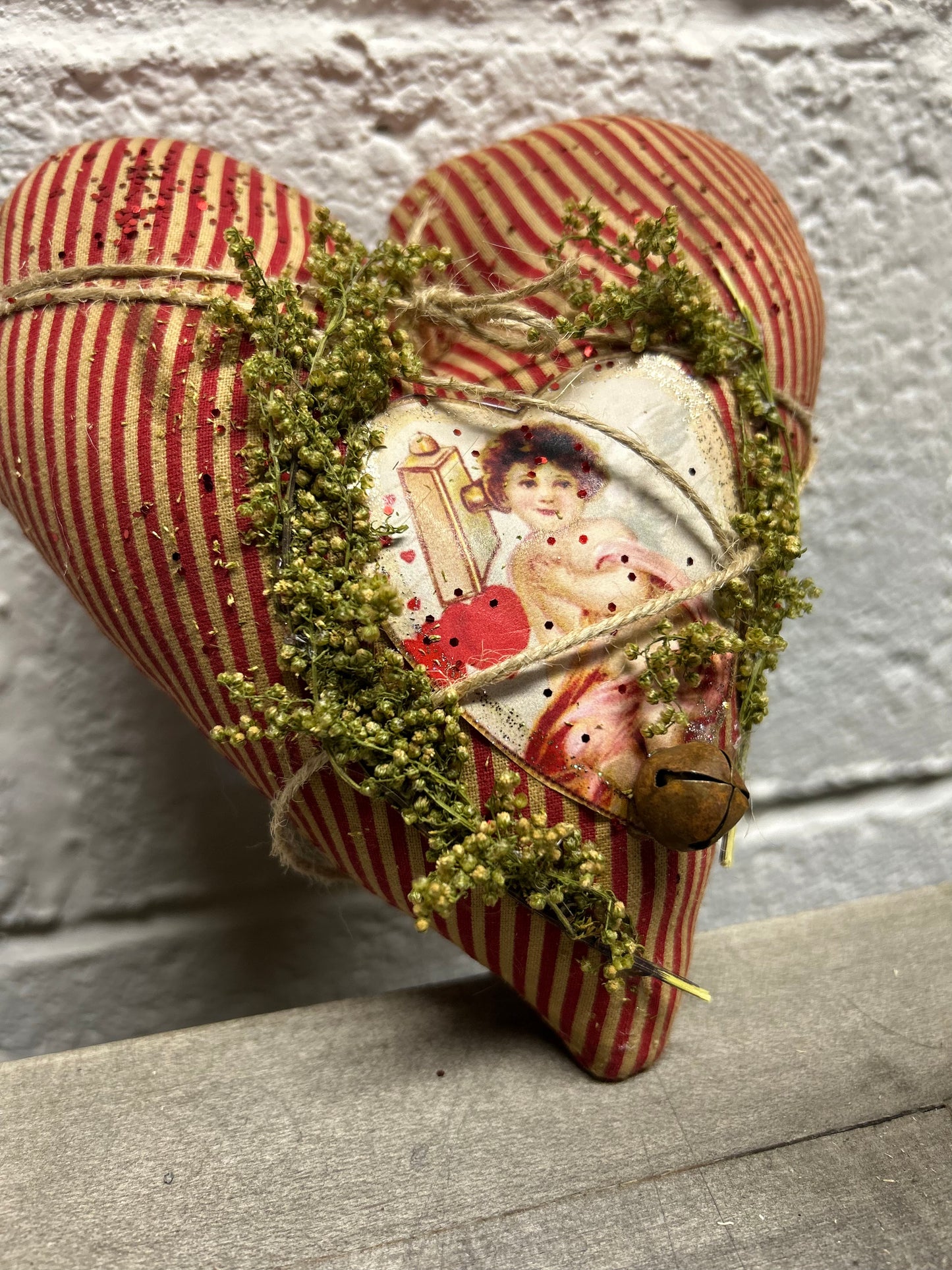 Primitive Valentines Day Heart, Cherubs and Angels, Romantic Home Decor, Victorian Valentines